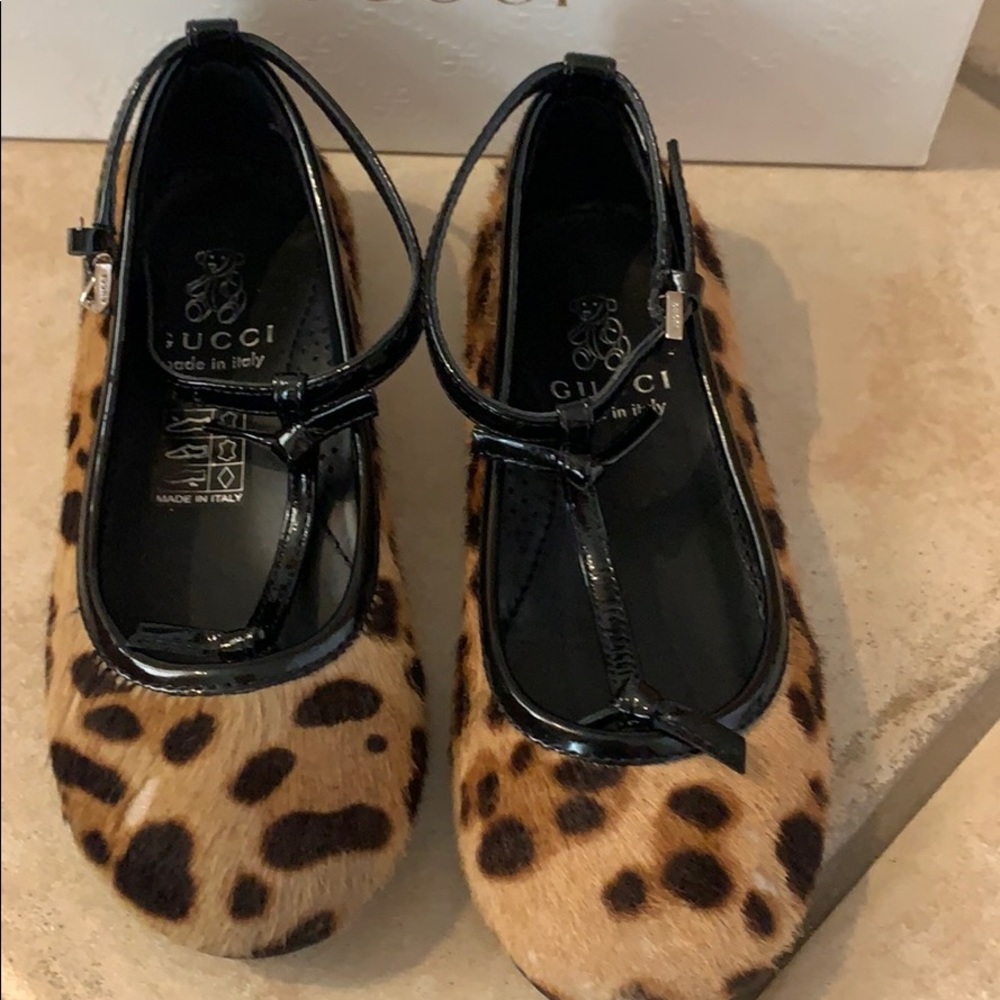 KIDS GUCCI SHOES - Picture 2 of 9